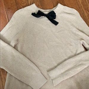 bow sweater